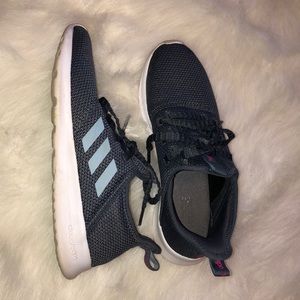 Adidas cloudfoam sneakers 7.5